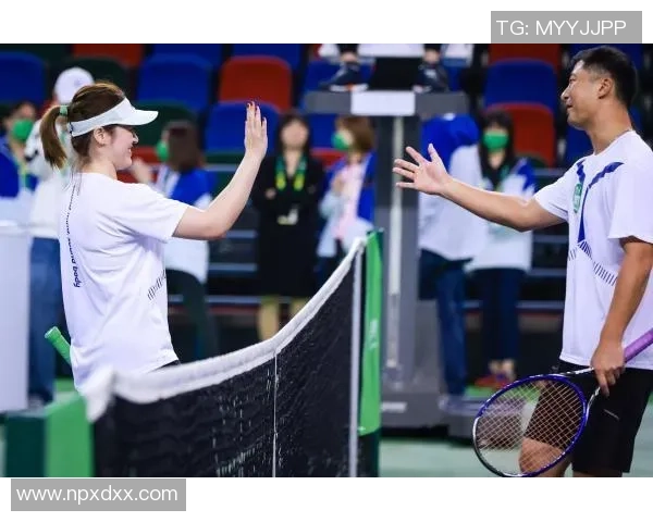 重庆网球队与杭州网球队赛后复盘分析比赛经验与战术策略探讨